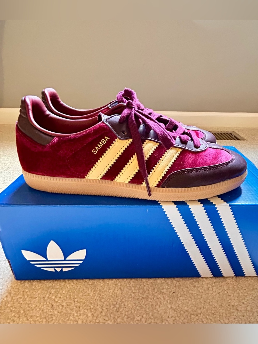 Adidas Samba OG Shadow Red/Maroon Women’s Size 8.5 (Men’s 7)